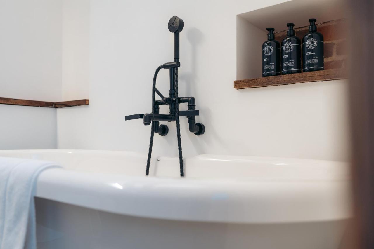 Indrani Lodge Loupoigne Екстер'єр фото