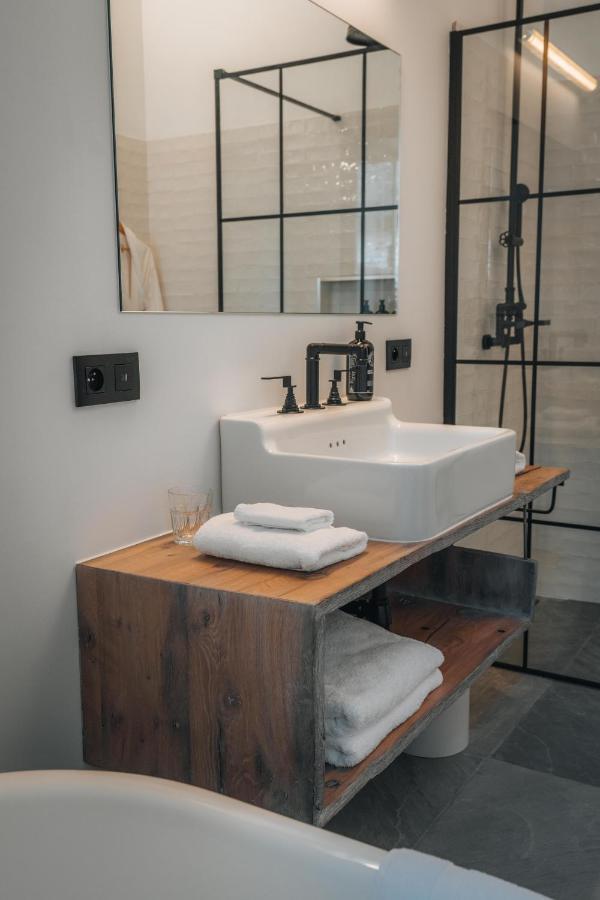 Indrani Lodge Loupoigne Екстер'єр фото